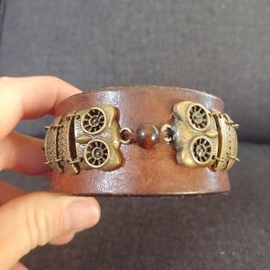 Brown leather bracelet
